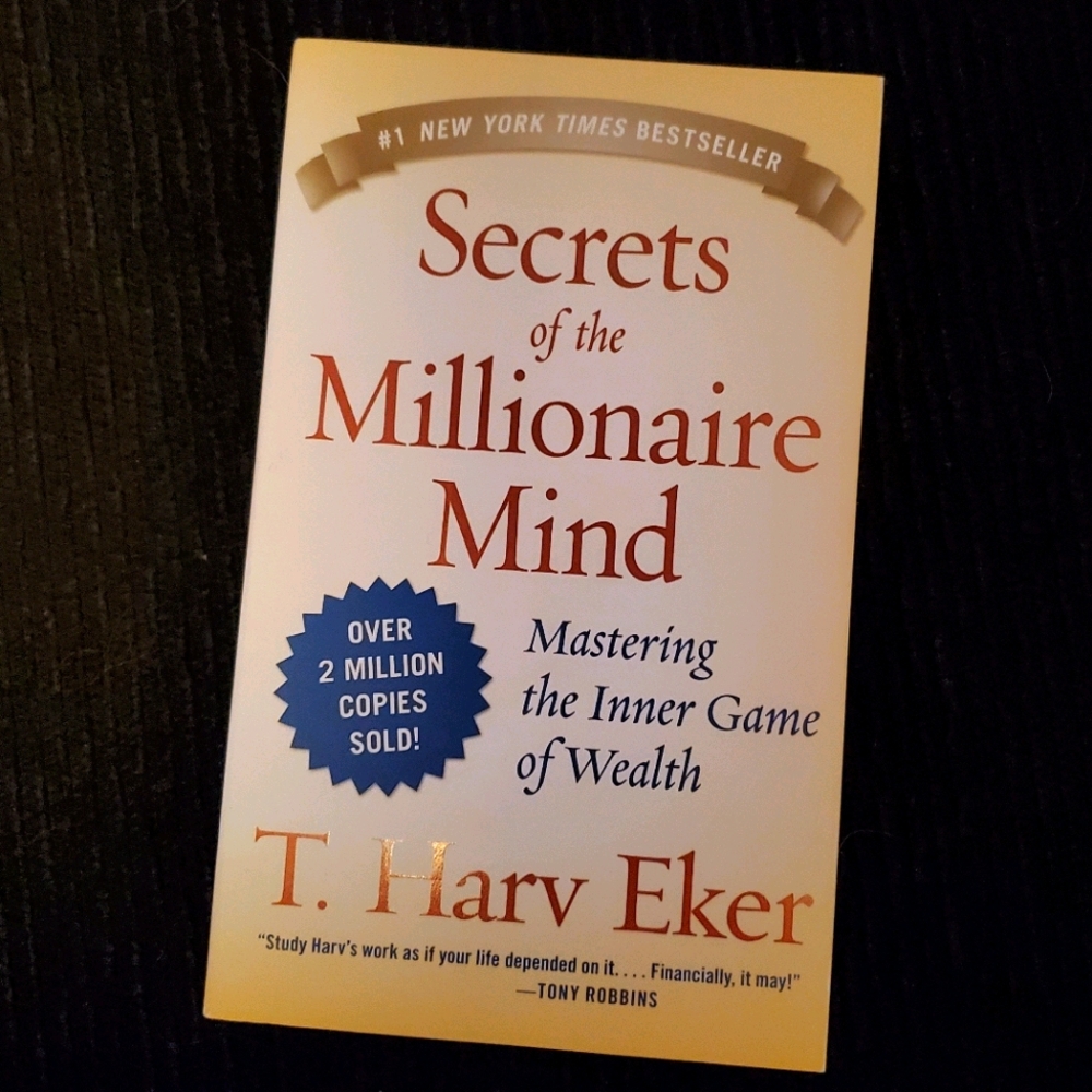 BOOK - Secrets of the Millionaire Mind